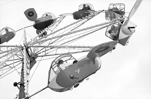 Brownsville, Texas. Carnival ride.